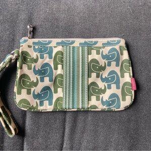 Bungalow 360 Triceratops Clutch